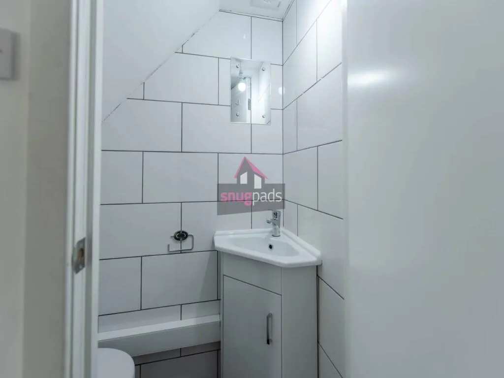 7 bedroom house for rent