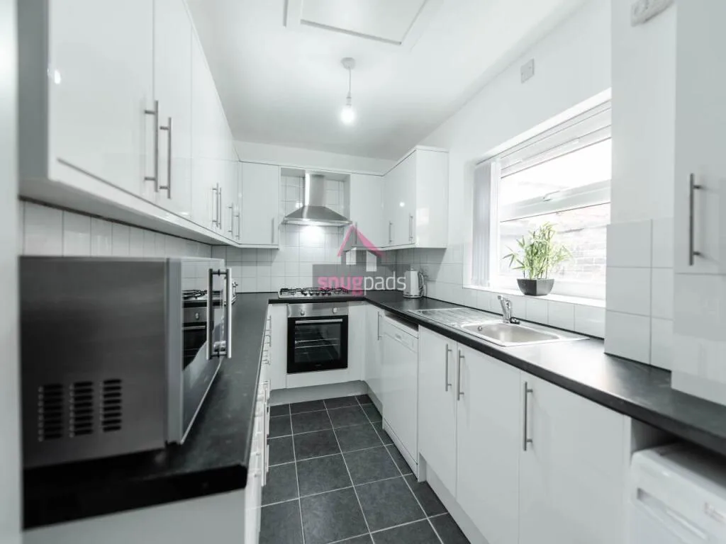 7 bedroom house for rent