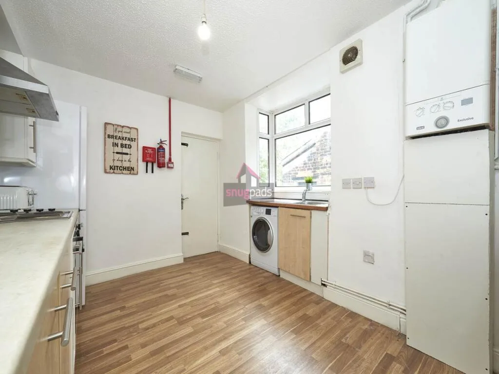 5 bedroom house for rent