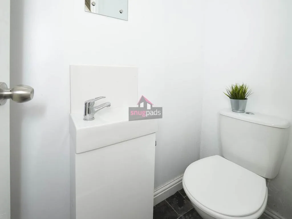 5 bedroom house for rent