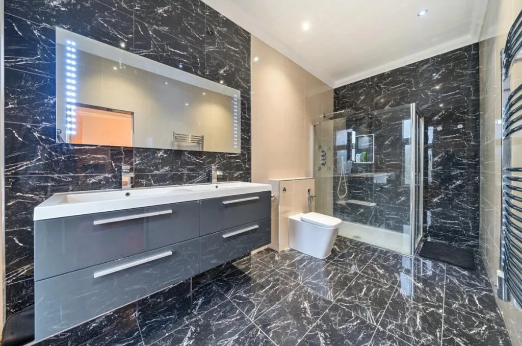 8 bedroom house for rent