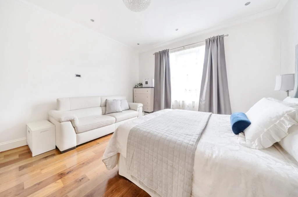 8 bedroom house for rent