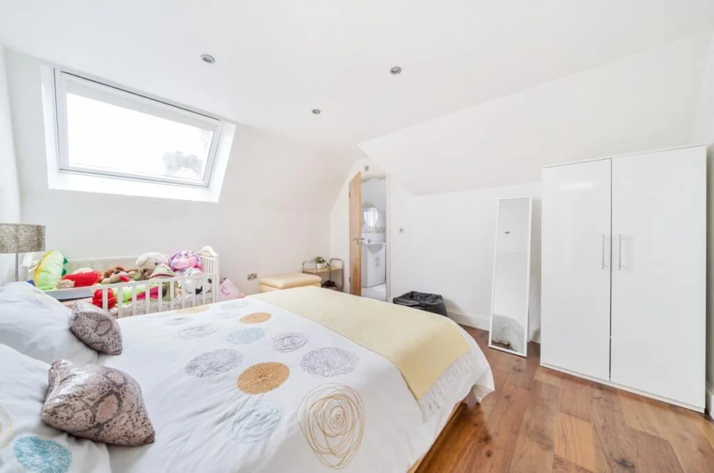 8 bedroom house for rent