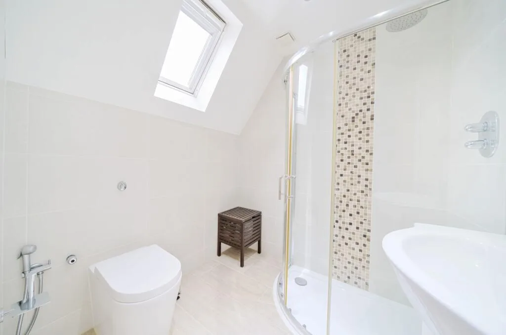8 bedroom house for rent
