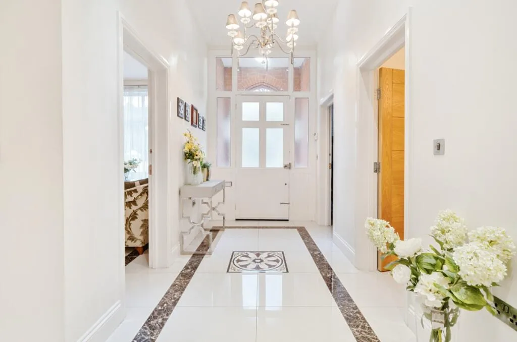 8 bedroom house for rent