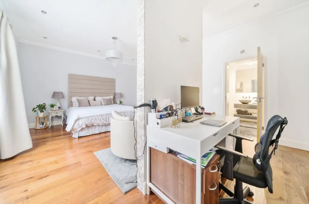 8 bedroom house for rent