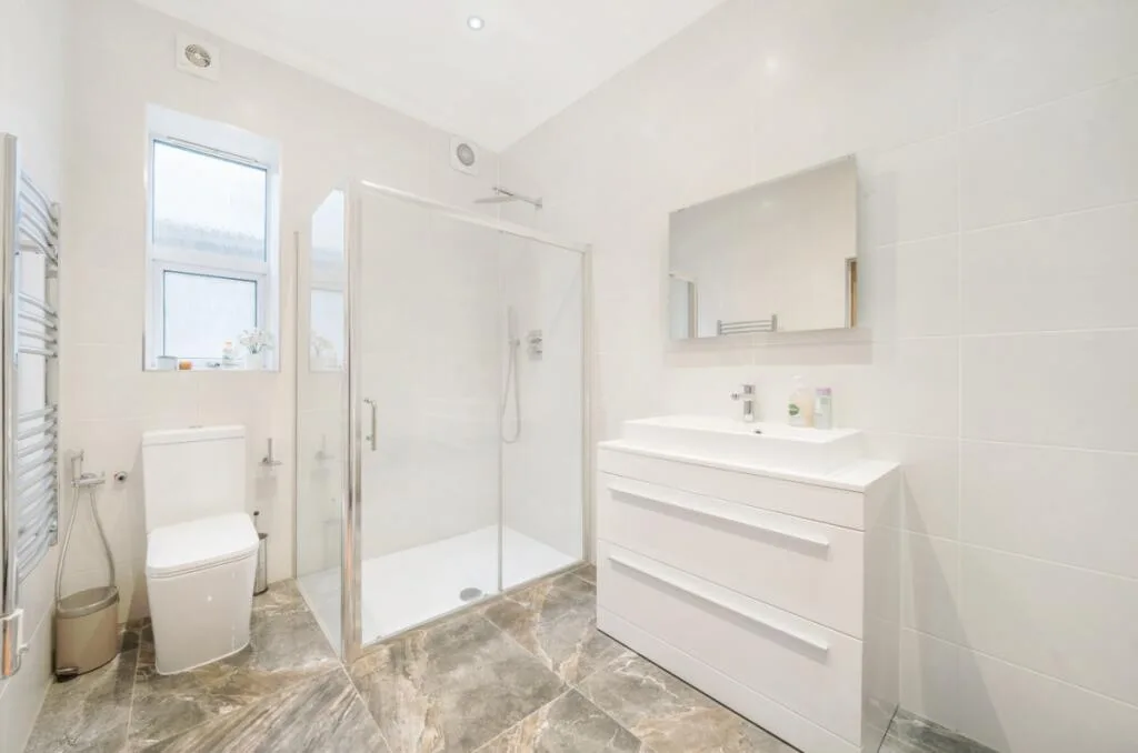 8 bedroom house for rent