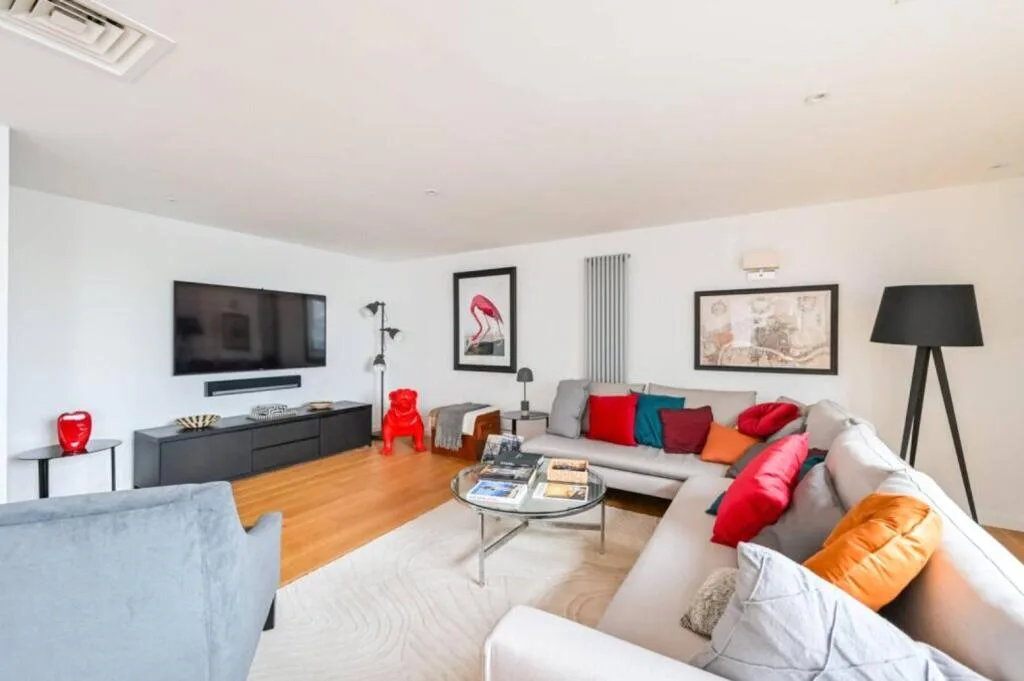 4 bedroom penthouse for rent