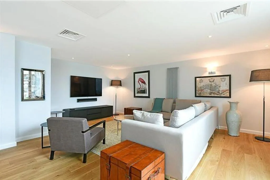 4 bedroom penthouse for rent