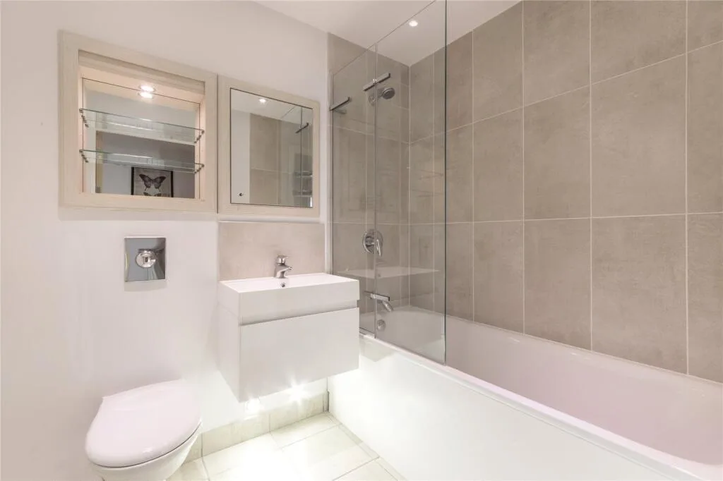 4 bedroom flat for rent