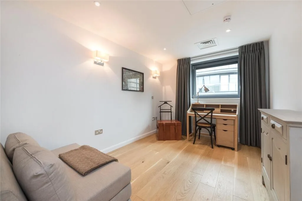 4 bedroom flat for rent
