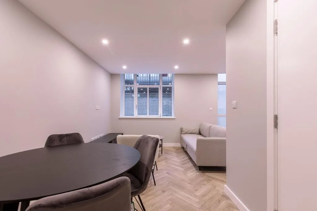 2 bedroom ground floor flat for rent