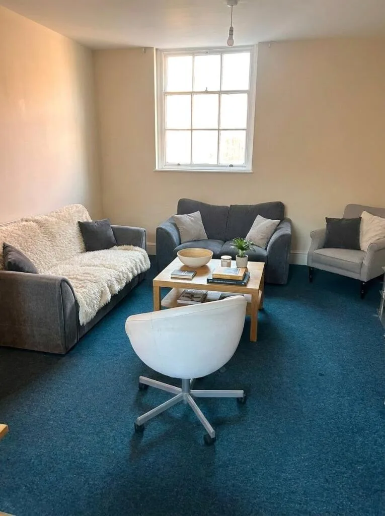 5 bedroom apartment for rent