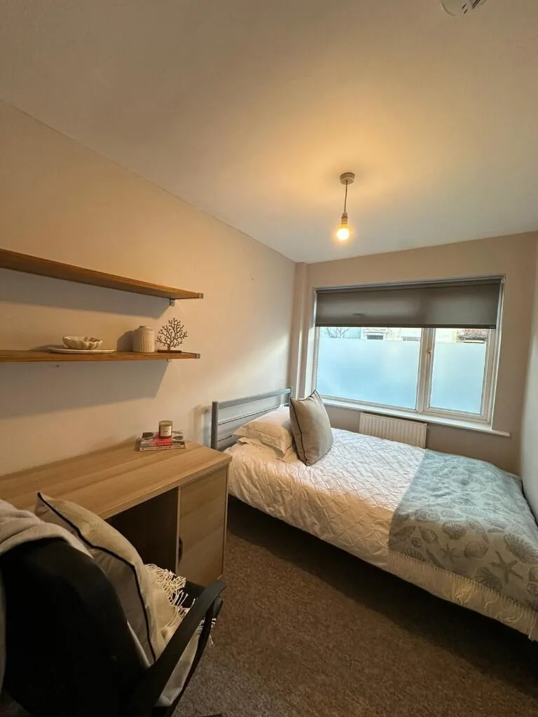 4 bedroom link detached house for rent