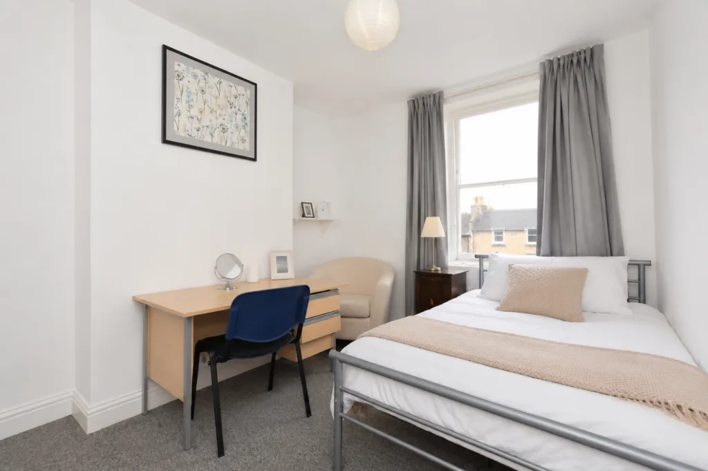 4 bedroom terraced house for rent