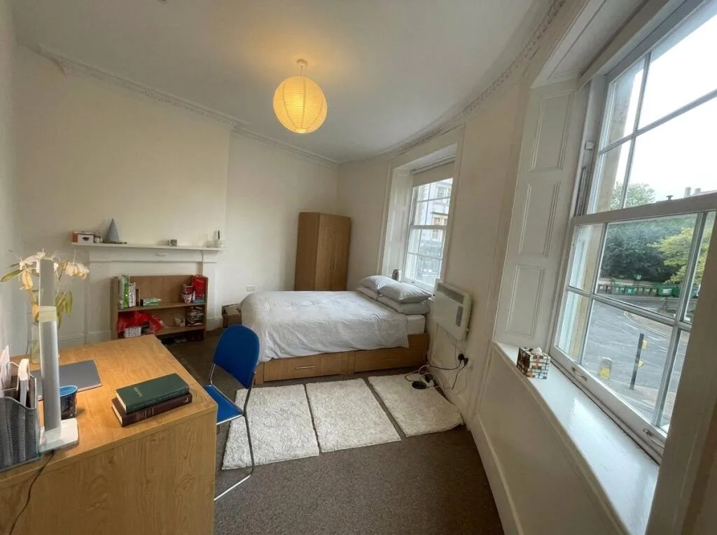 5 bedroom maisonette for rent