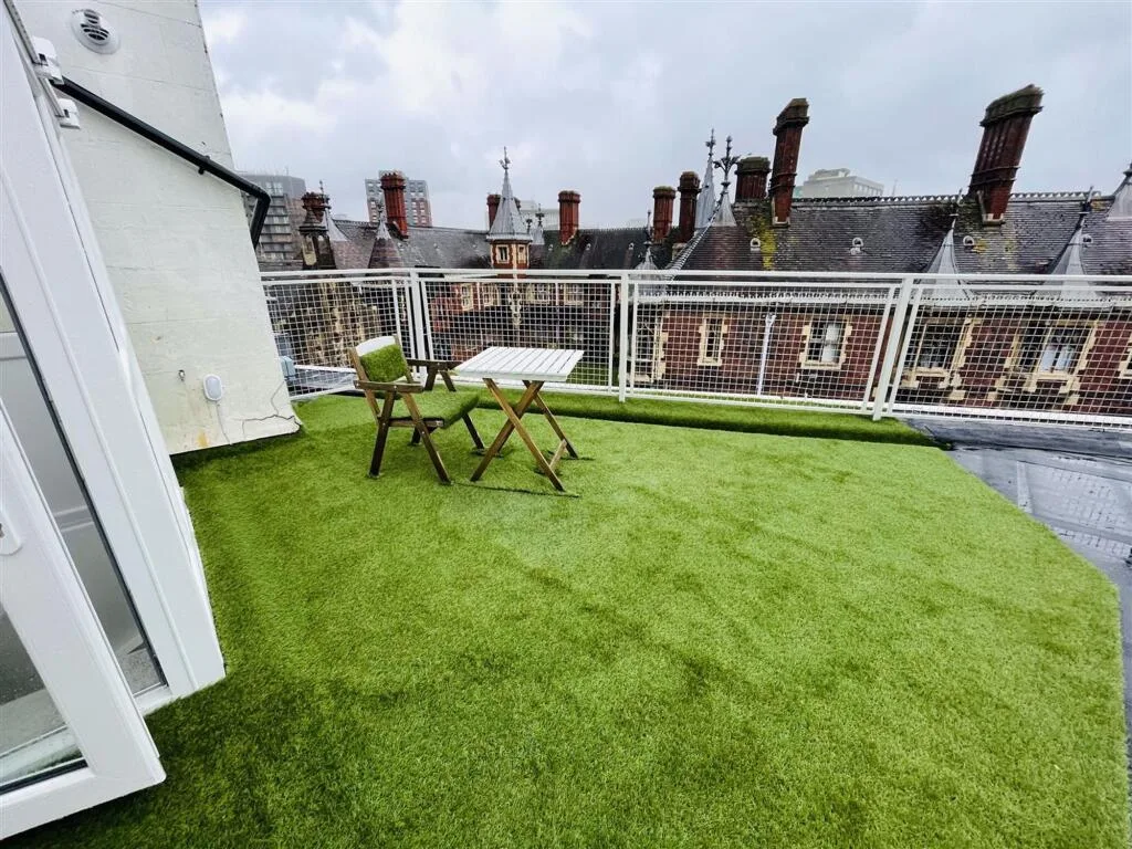 Studio flat for rent