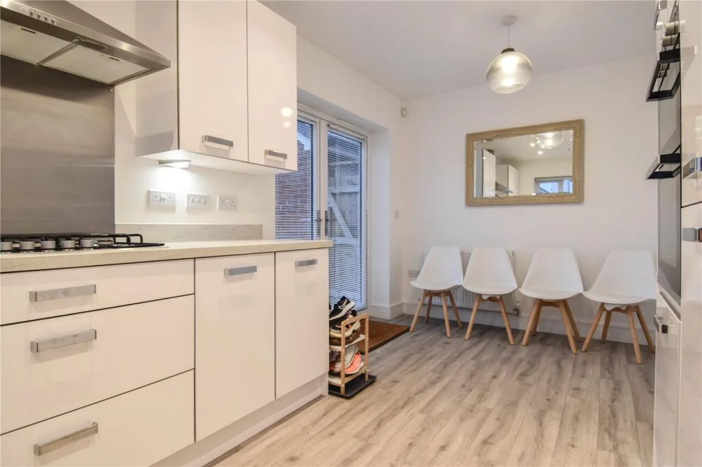 3 bedroom detached house for rent