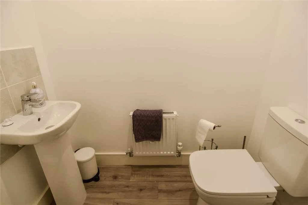 3 bedroom detached house for rent