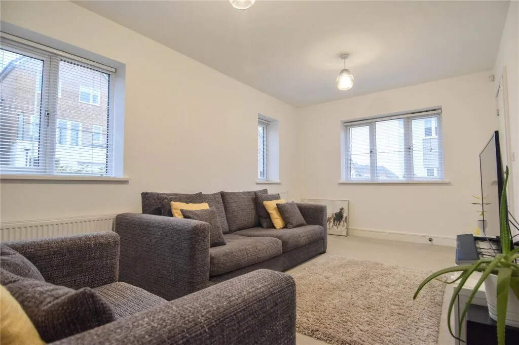 3 bedroom detached house for rent