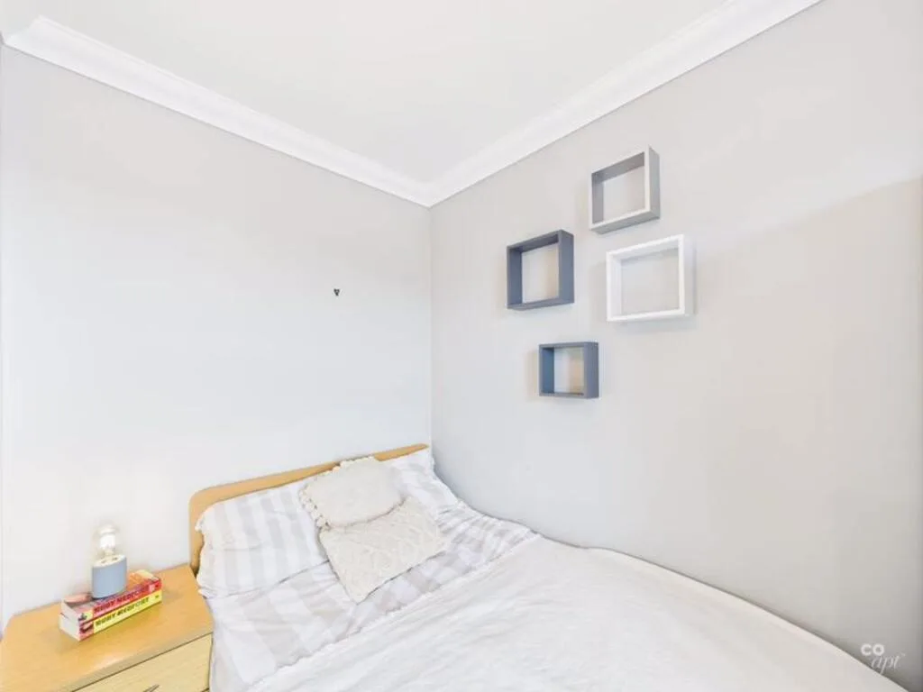 5 bedroom terraced house for rent