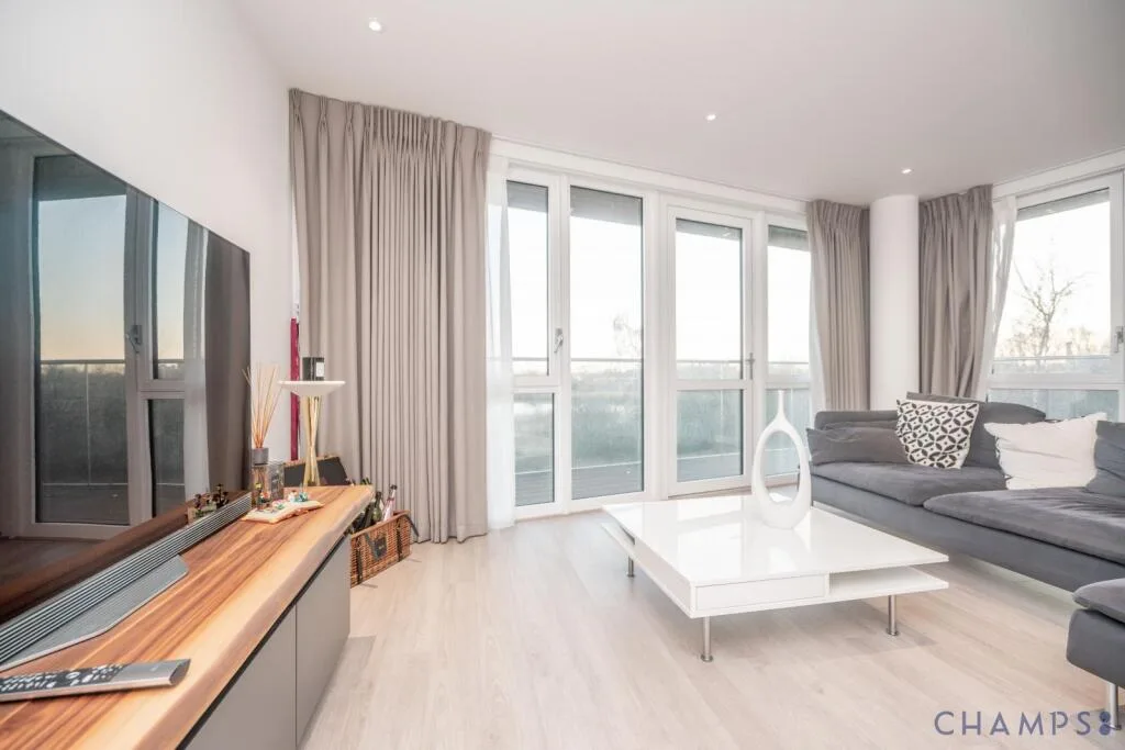 3 bedroom flat for rent