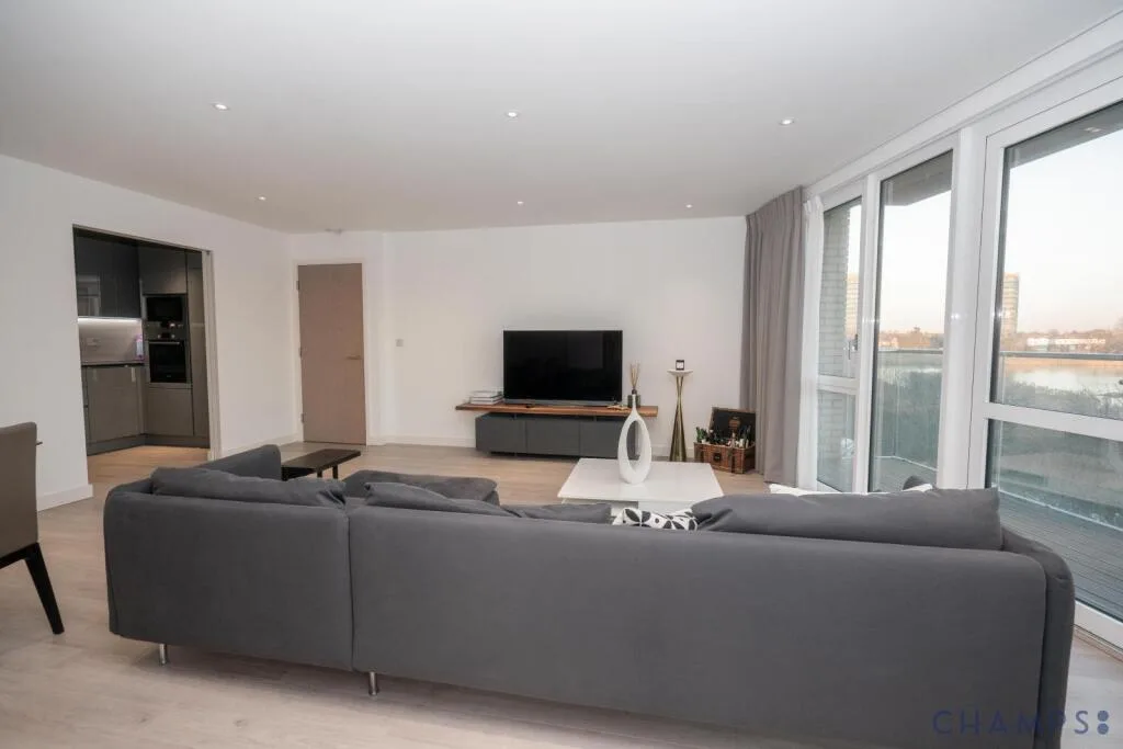 3 bedroom flat for rent
