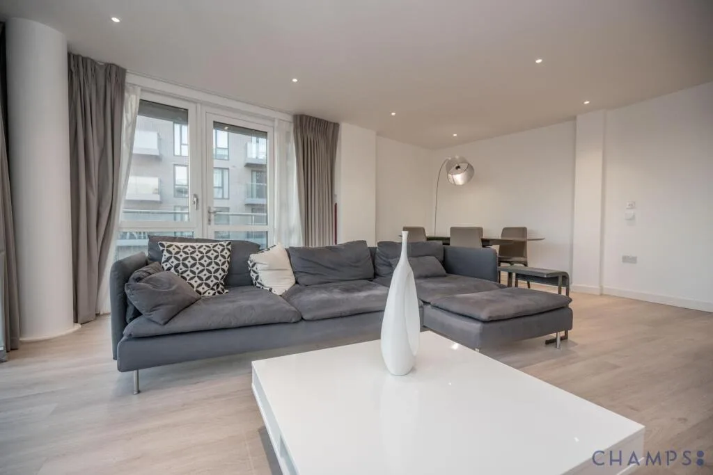 3 bedroom flat for rent