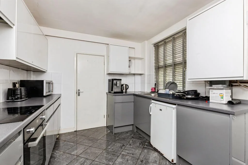 4 bedroom house for rent