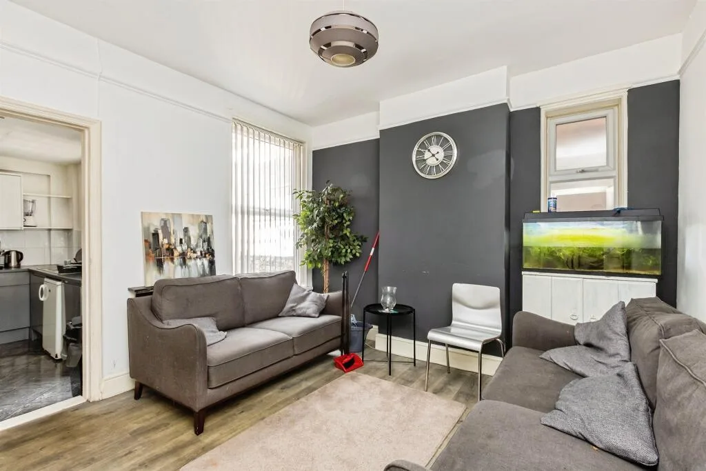 4 bedroom house for rent