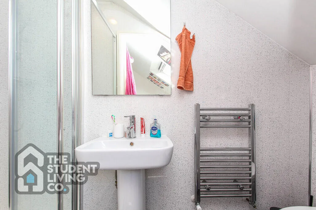 4 bedroom terraced house for rent