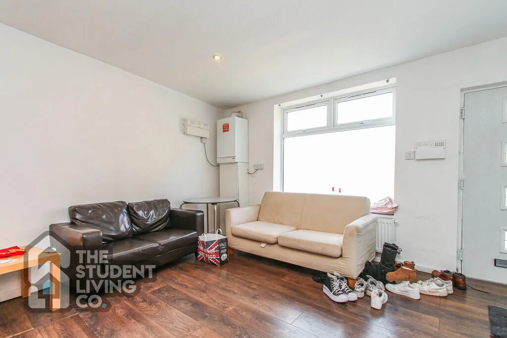 4 bedroom terraced house for rent