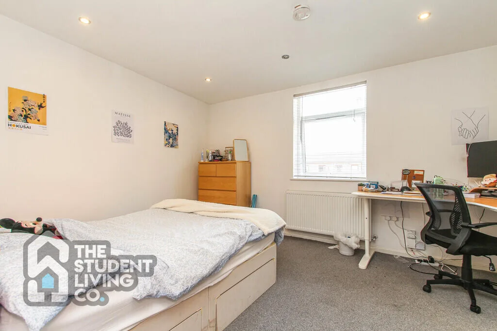 4 bedroom terraced house for rent