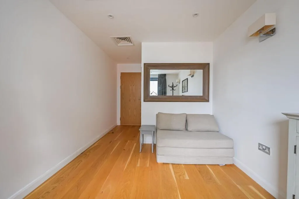 4 bedroom flat for rent