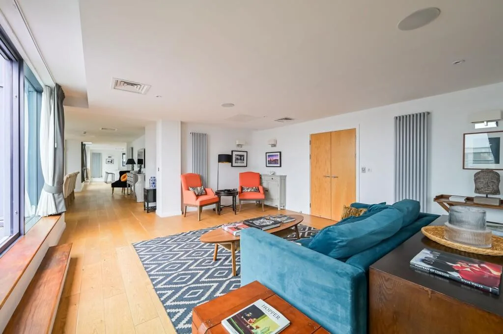 4 bedroom flat for rent