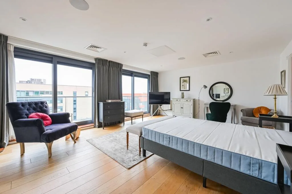 4 bedroom flat for rent