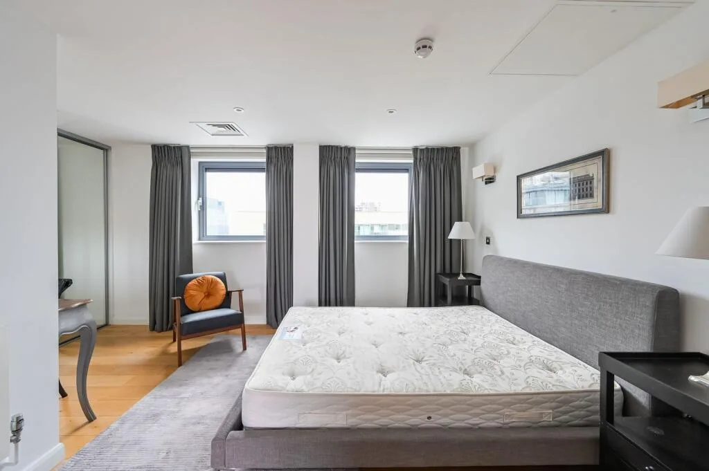 4 bedroom flat for rent