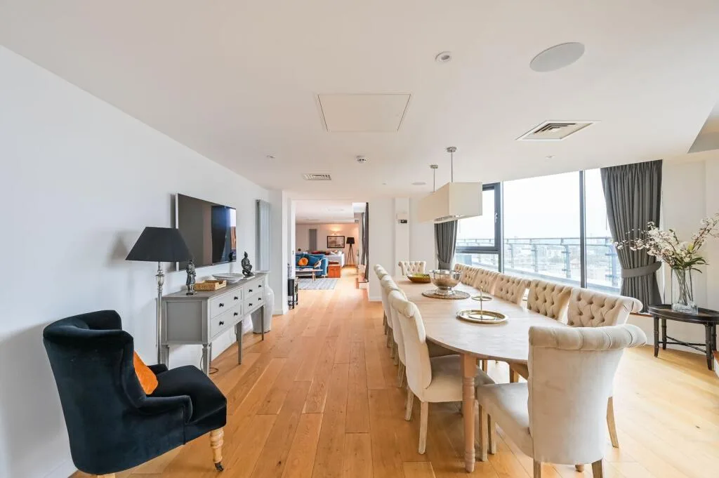 4 bedroom flat for rent