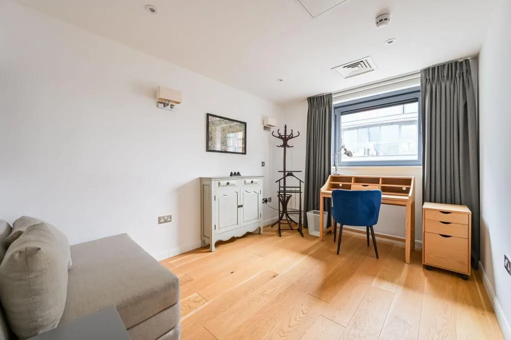 4 bedroom flat for rent