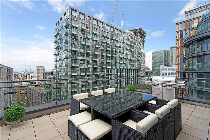 4 bedroom flat for rent