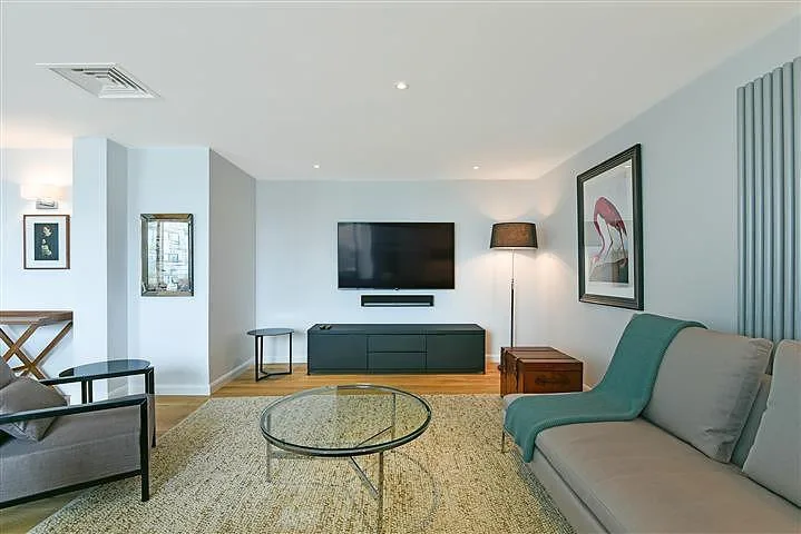 4 bedroom flat for rent