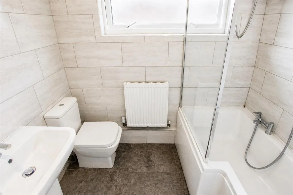 4 bedroom house for rent