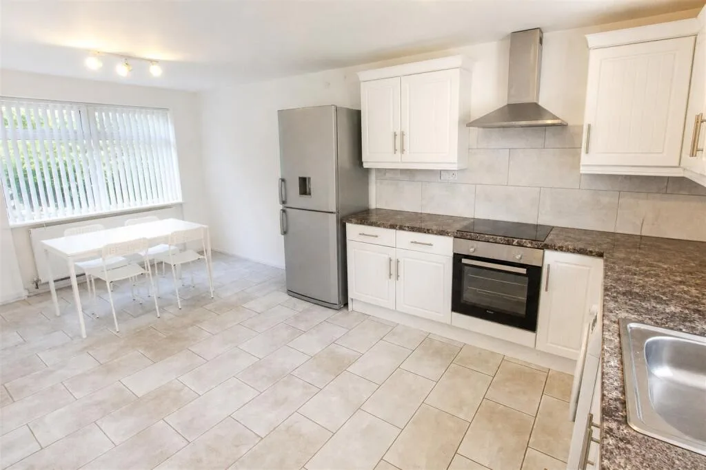 4 bedroom house for rent