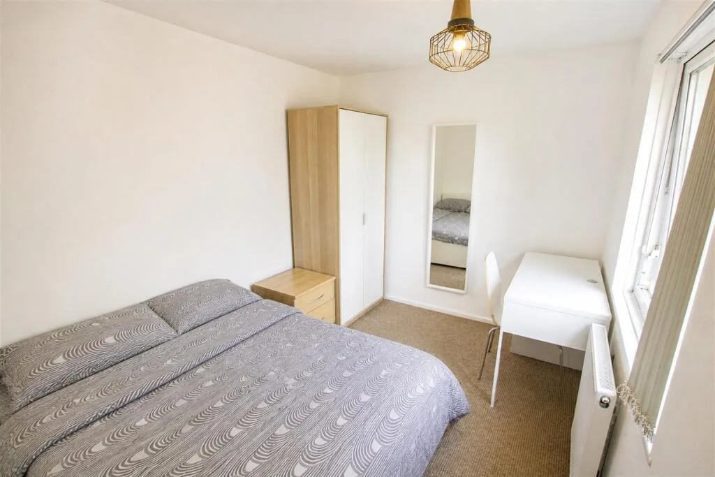 4 bedroom house for rent