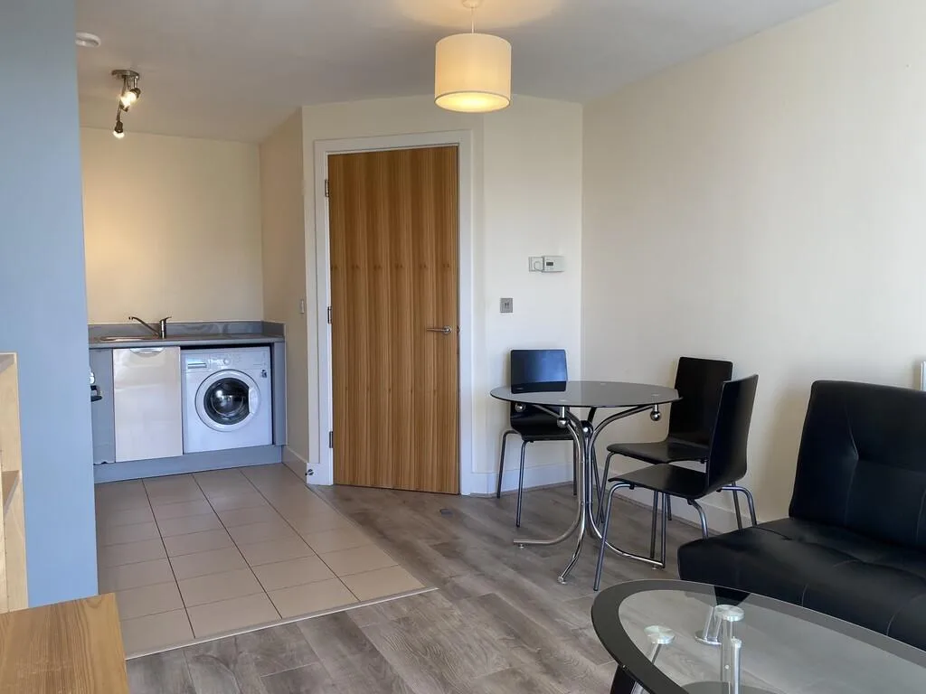 1 bedroom apartment for rent