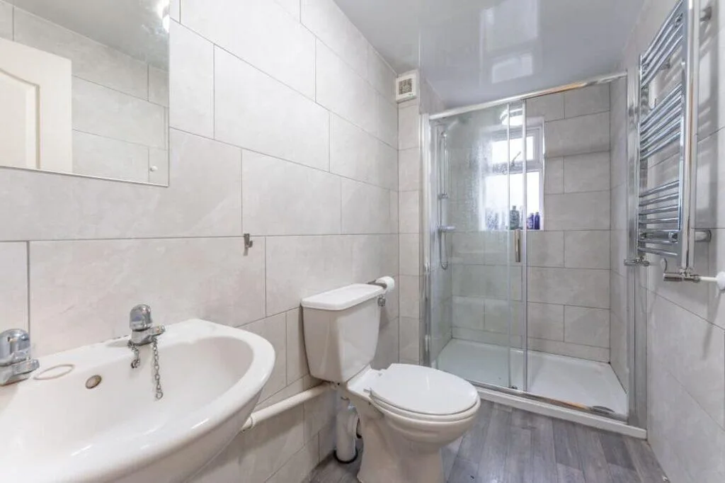 8 bedroom terraced house for rent