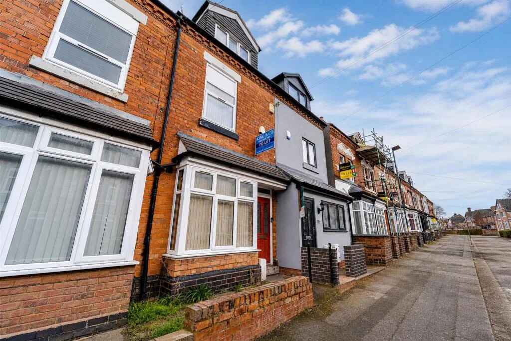6 bedroom house for rent