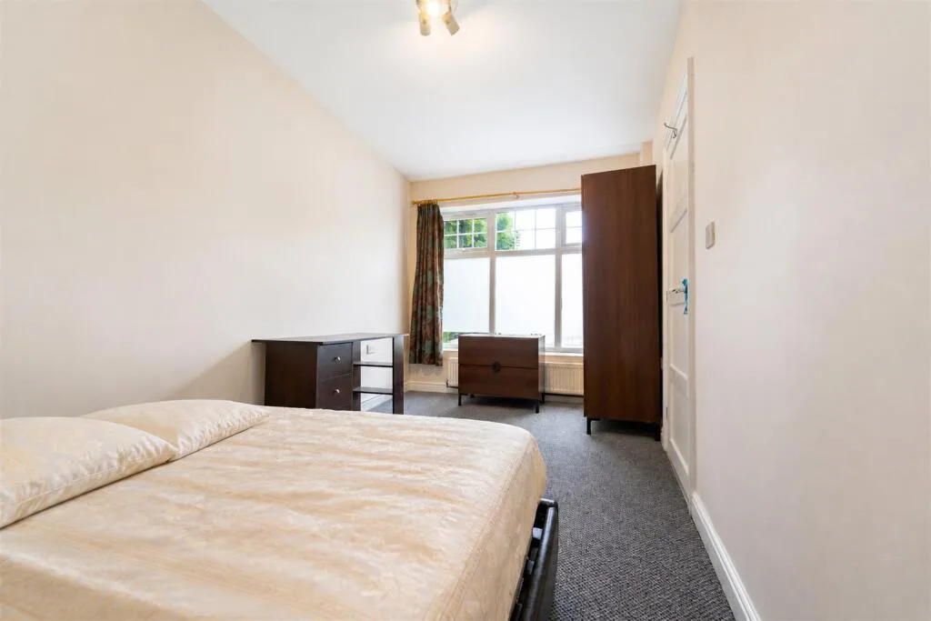 5 bedroom house for rent