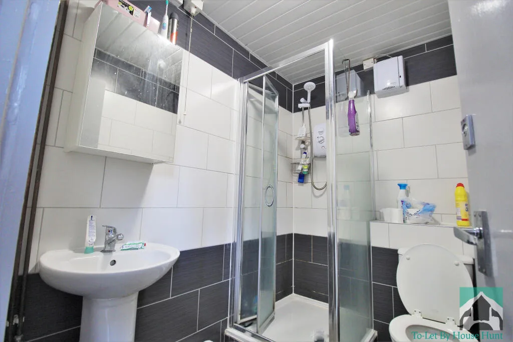 3 bedroom bungalow for rent