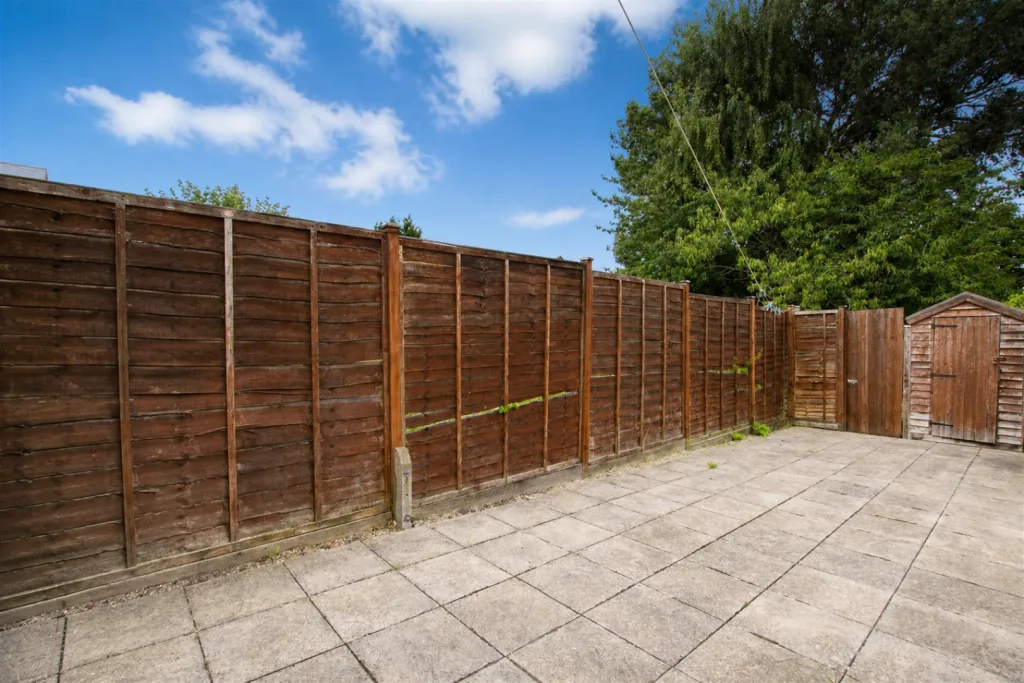 7 bedroom property for rent